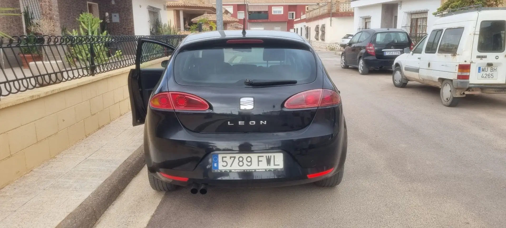 SEAT Leon León 2.0TDI Sport-up - 2