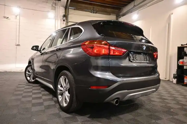 BMW X1 X1 1.5iA sDrive18 PACK SPORT / AUTO / CUIR / AFFICHAGE TÊTE HAUTE / — photo 7