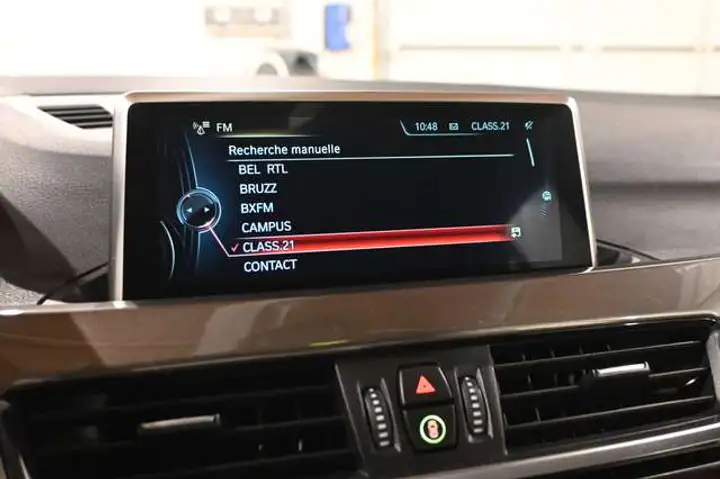 BMW X1 X1 1.5iA sDrive18 PACK SPORT / AUTO / CUIR / AFFICHAGE TÊTE HAUTE / — photo 20