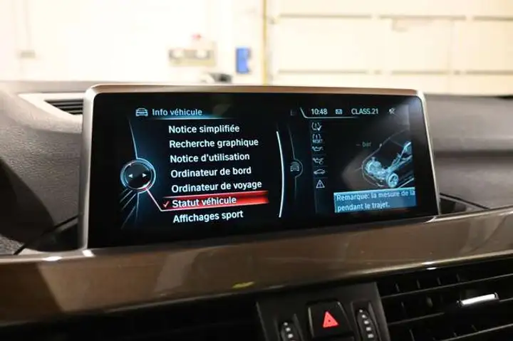 BMW X1 X1 1.5iA sDrive18 PACK SPORT / AUTO / CUIR / AFFICHAGE TÊTE HAUTE / — photo 19