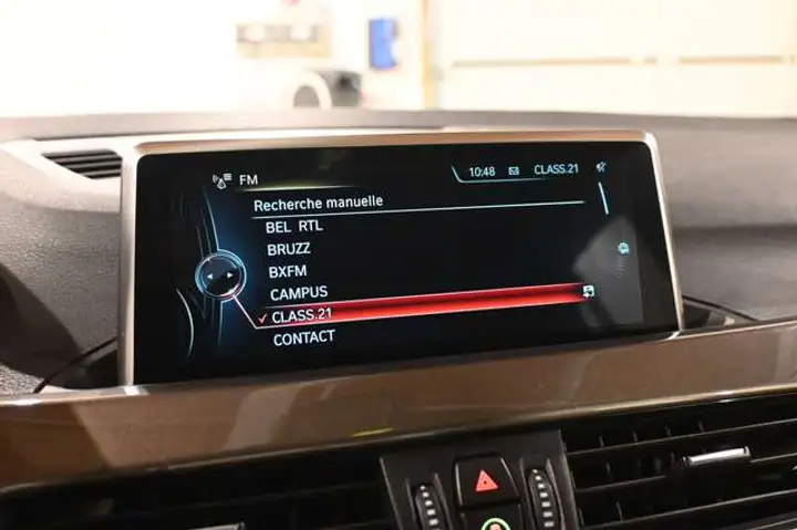 BMW X1 X1 1.5iA sDrive18 PACK SPORT / AUTO / CUIR / AFFICHAGE TÊTE HAUTE / — photo 22