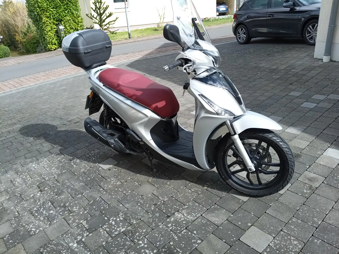 Kymco People 125 Argent - 1