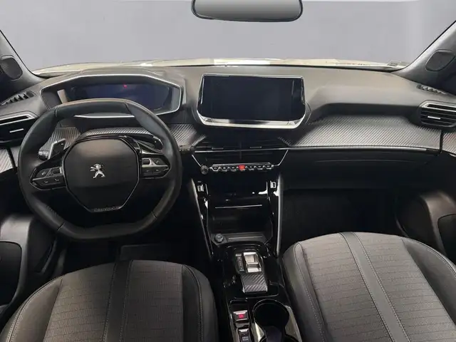 Peugeot 2008 view 11