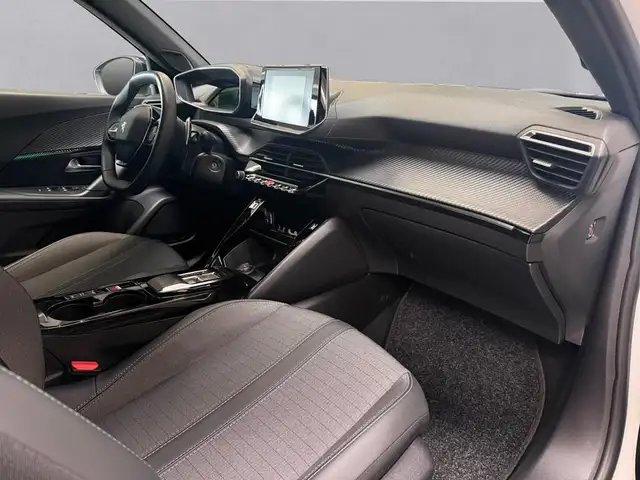 Peugeot 2008 view 13