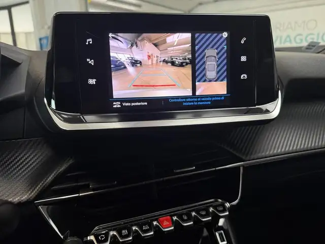 Peugeot 2008 view 18