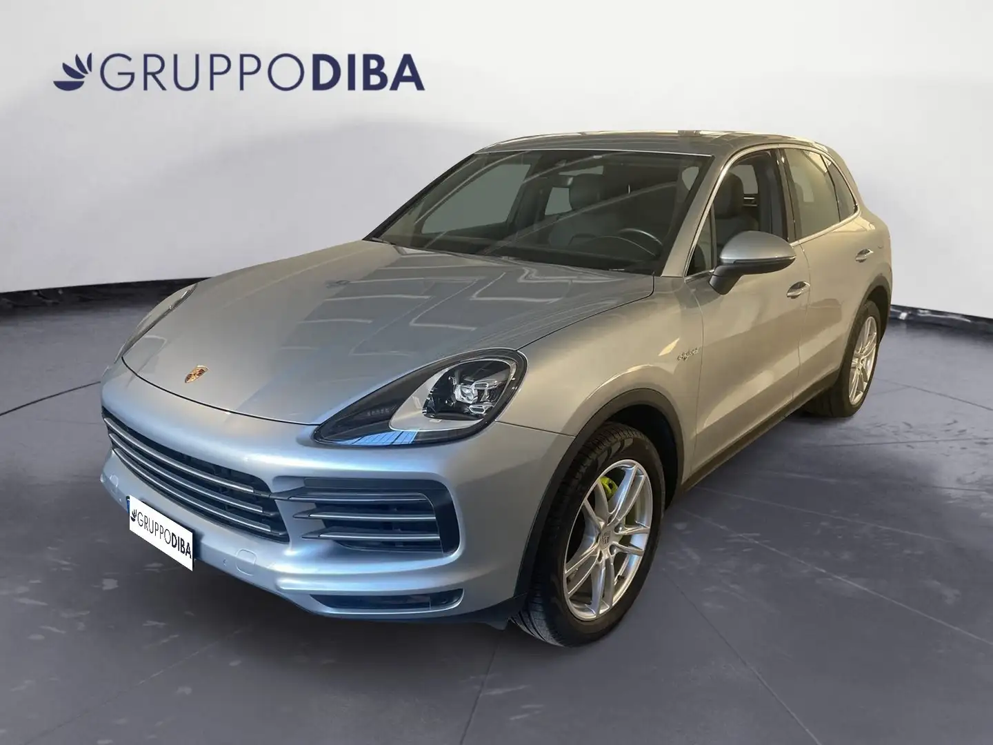 Porsche Cayenne III 2018 Benzina 3.0 e-hybrid tiptronic Gris - 1