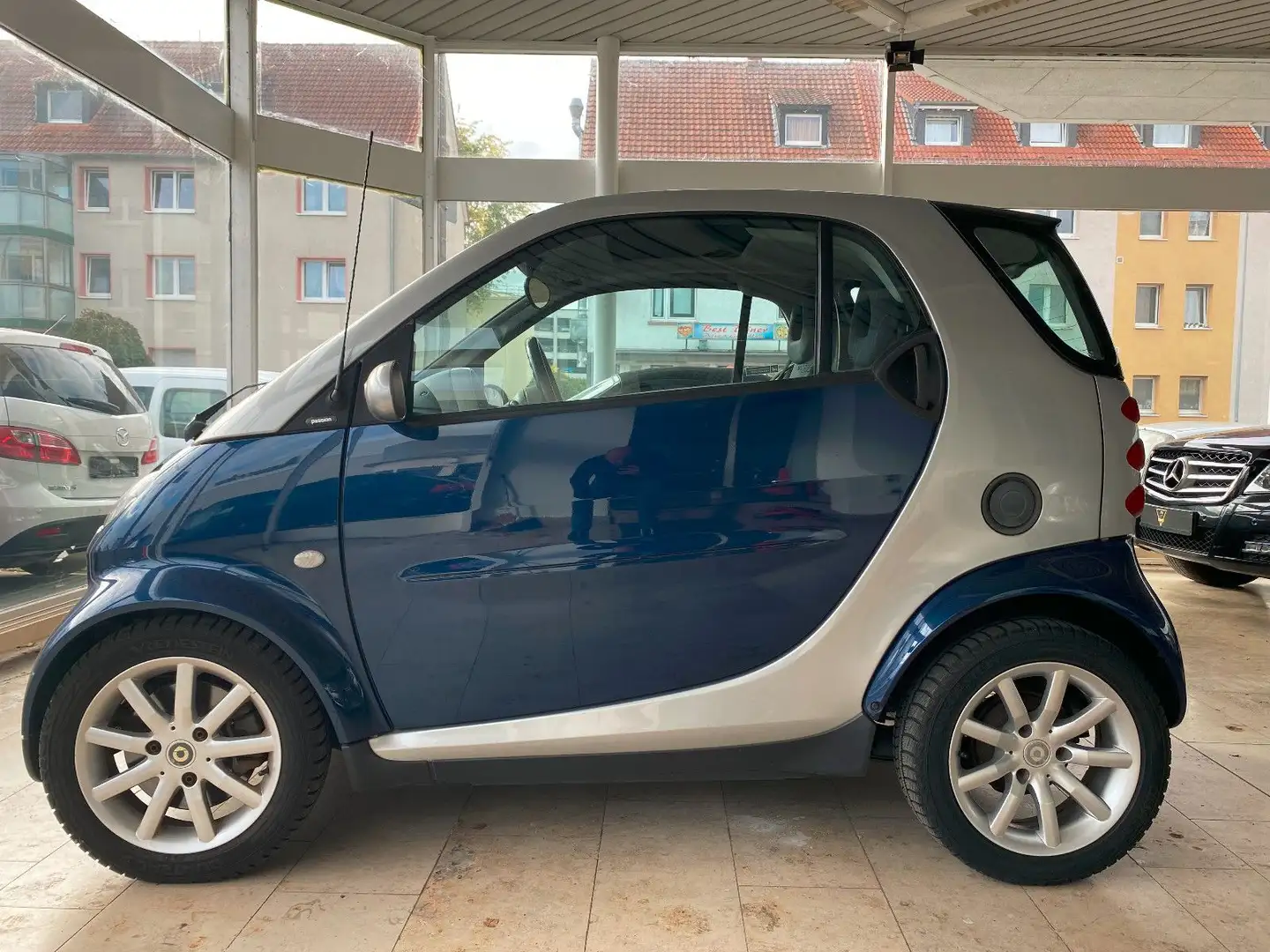 smart forTwo Passion/Klima/SHZ/Pano/SERVO/62tkm Blau - 1