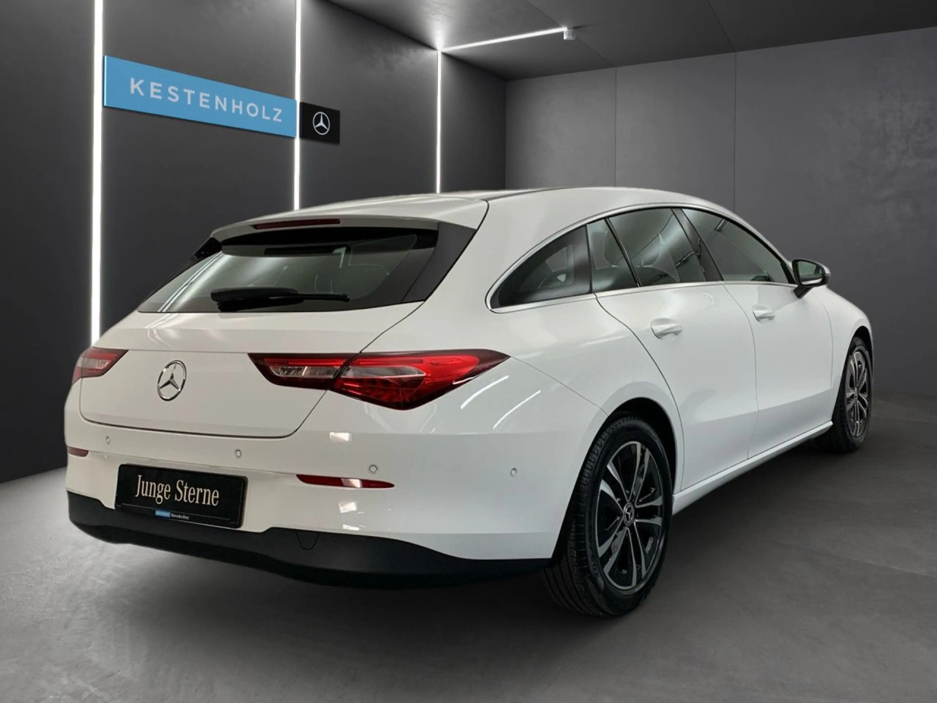 Mercedes-Benz CLA 220 d SB AHK Kamera Spurhalt-Ass Klimaautom — photo 4