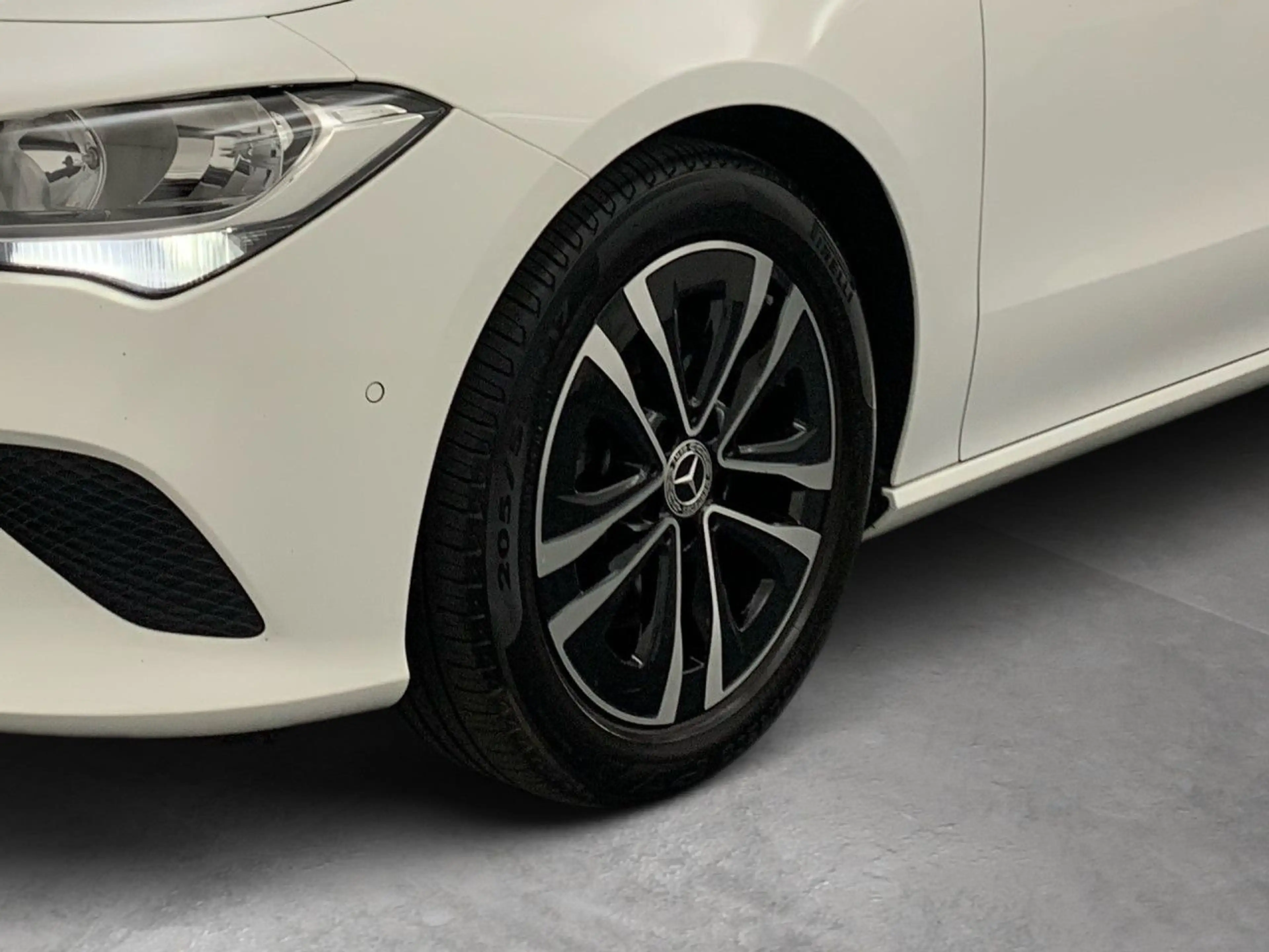 Mercedes-Benz CLA 220 d SB AHK Kamera Spurhalt-Ass Klimaautom — photo 7