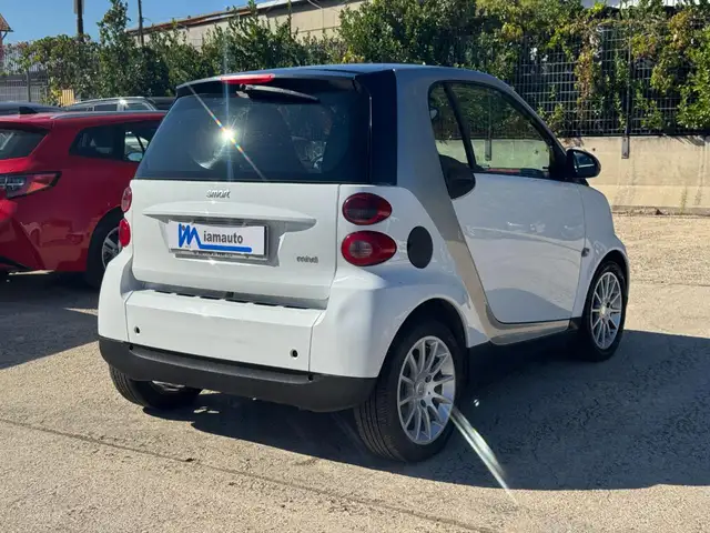 Smart Fortwo view 3