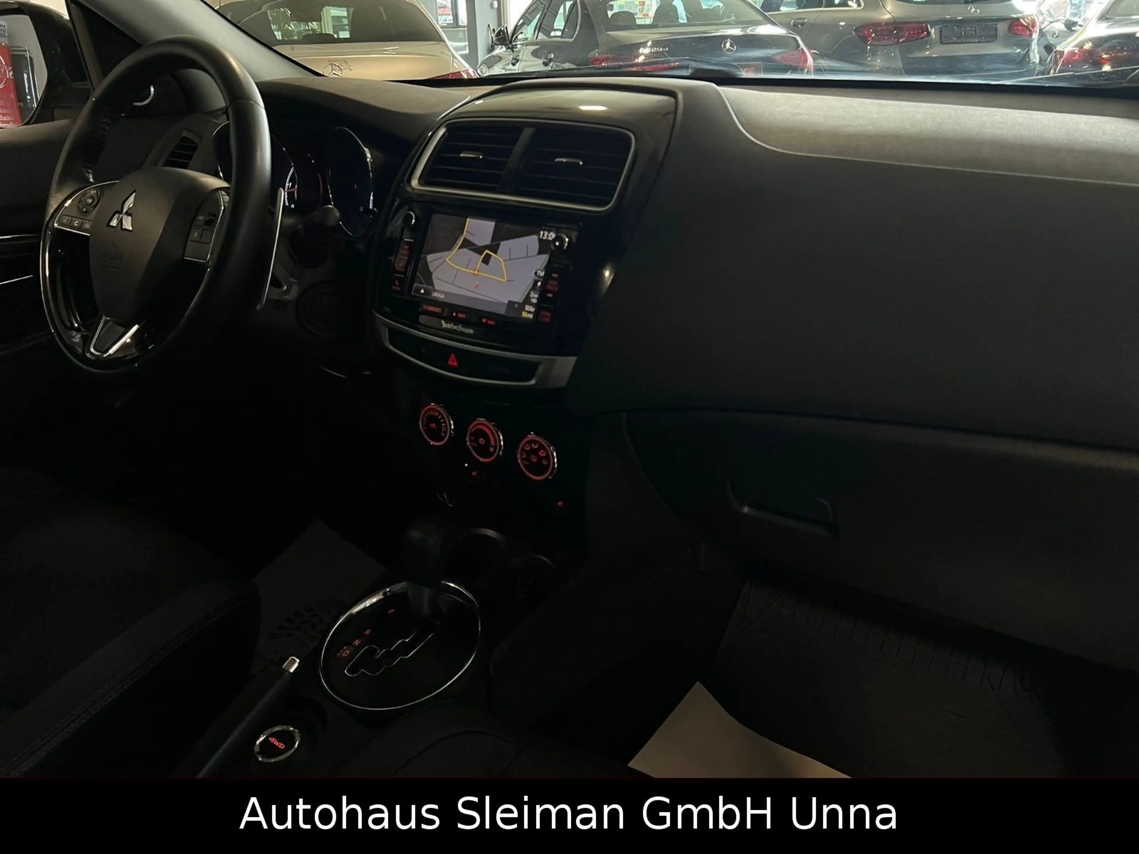 Mitsubishi ASX Top 4WD/Automatik/Leder/Klima/Navi/Alu — photo 14
