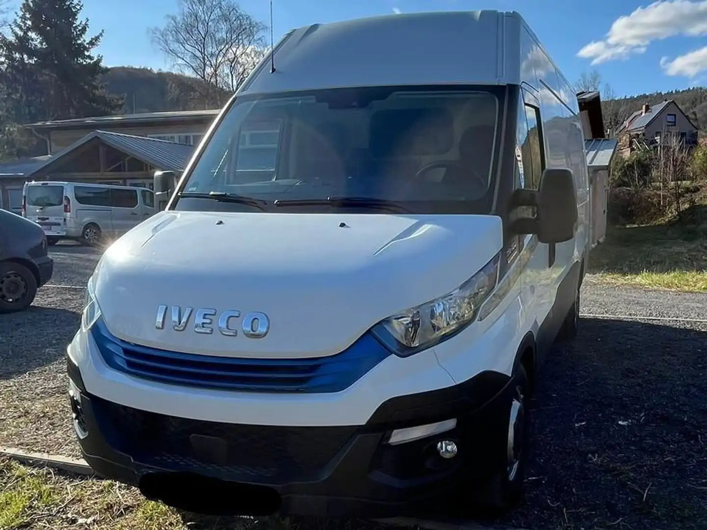 Iveco Daily 35 C 16SA8 D Weiß - 1