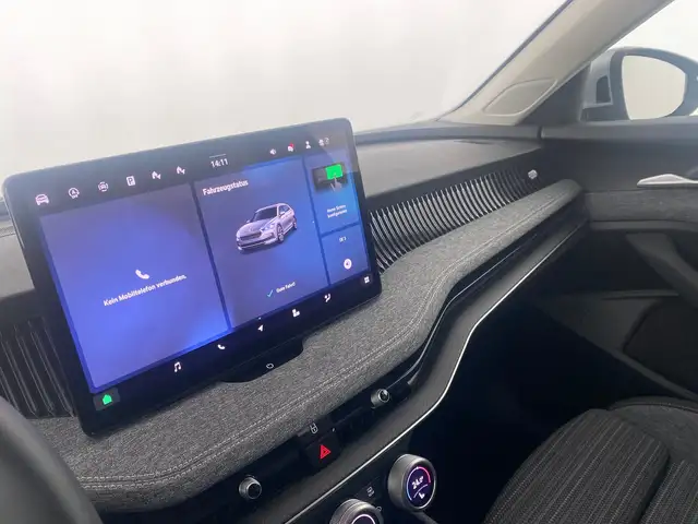 Skoda Superb view 9