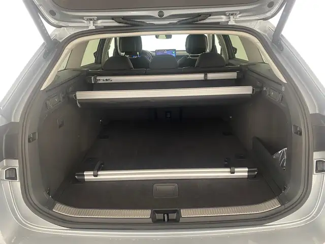 Skoda Superb view 7