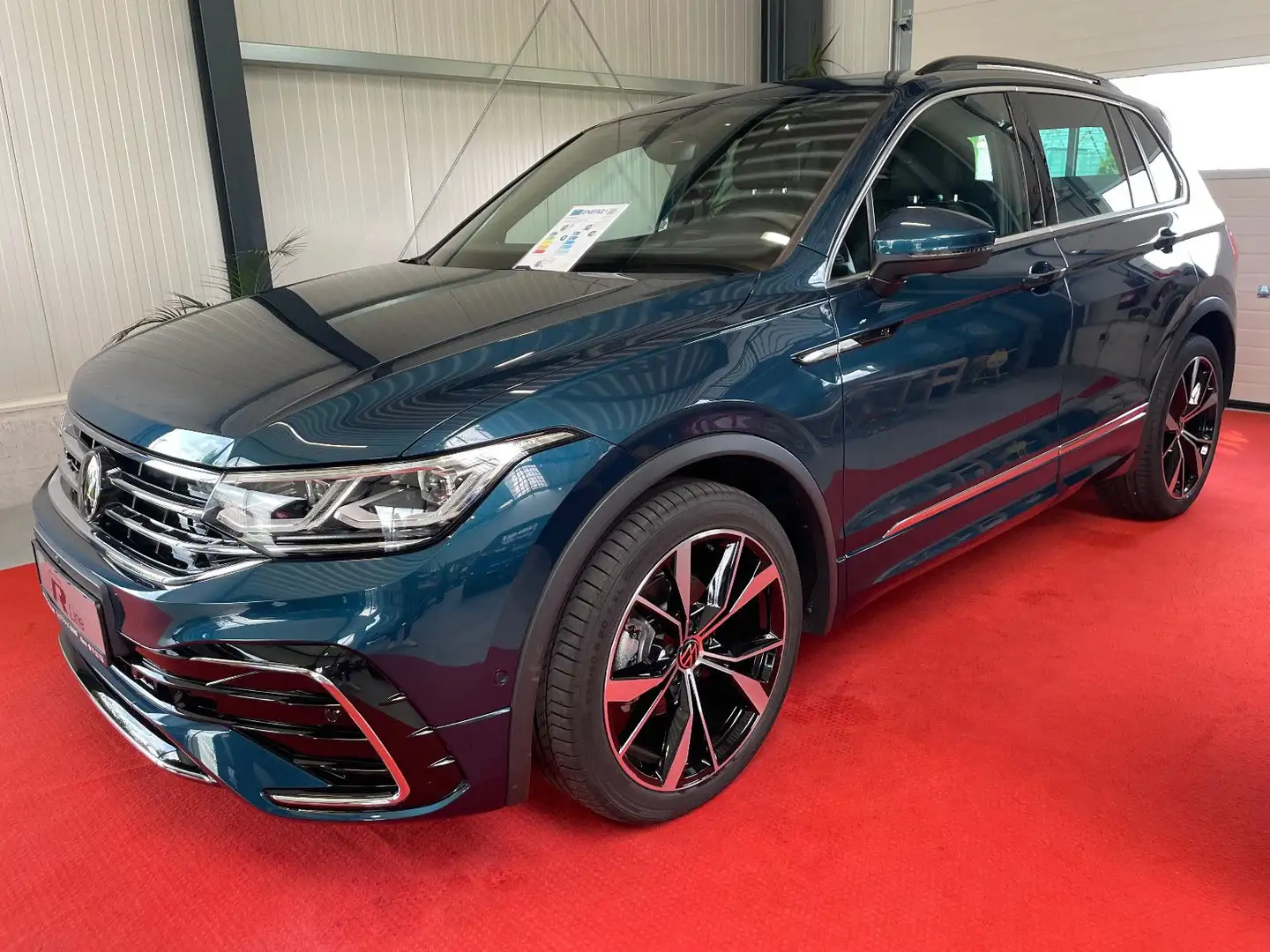 Volkswagen Tiguan R-LINE 2.0 TDI DSG *PANO*LEDER*360°*DCC* Blau - 1