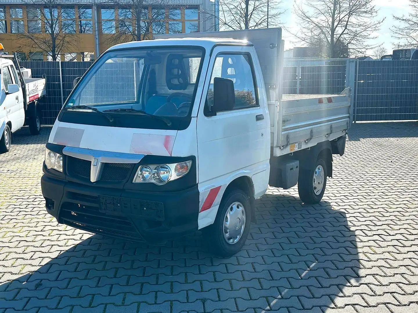 Piaggio Porter Kipper Weiß - 1