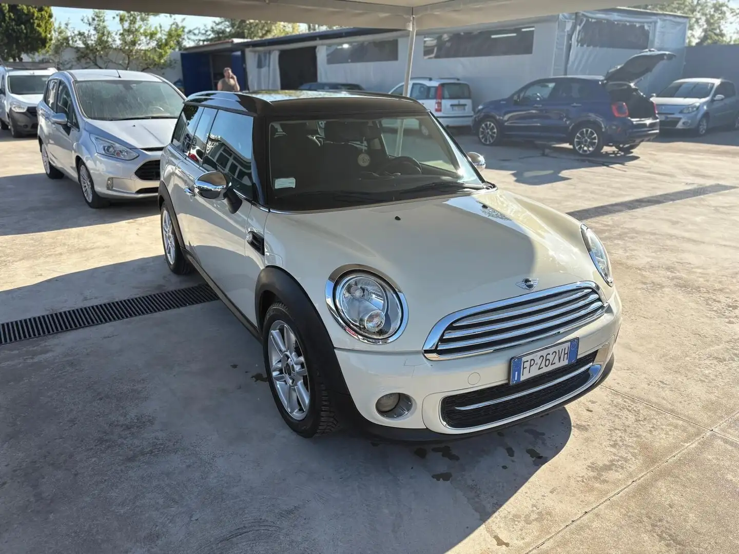 MINI Cooper D Clubman Mini 1.6 16V One D Clubman Beige - 2