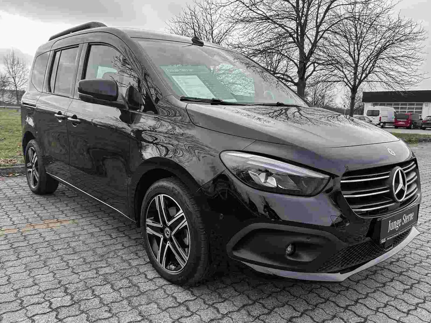 Mercedes-Benz T-Klasse 180 d MBUX+RüKam+Lenkradhzg+LED Schwarz - 2
