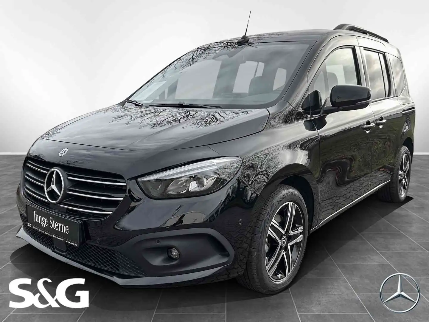 Mercedes-Benz T-Klasse 180 d MBUX+RüKam+Lenkradhzg+LED Schwarz - 1