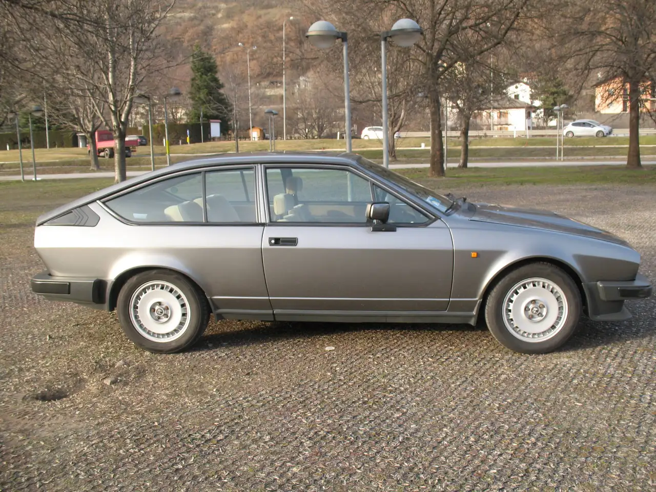 Alfa Romeo GTV6 2.5i, foto 4