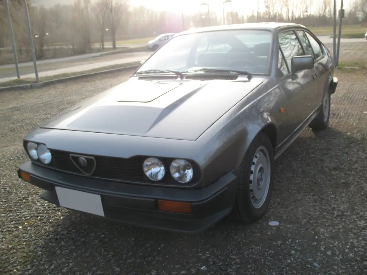 Alfa Romeo GTV6 2.5i, foto 2