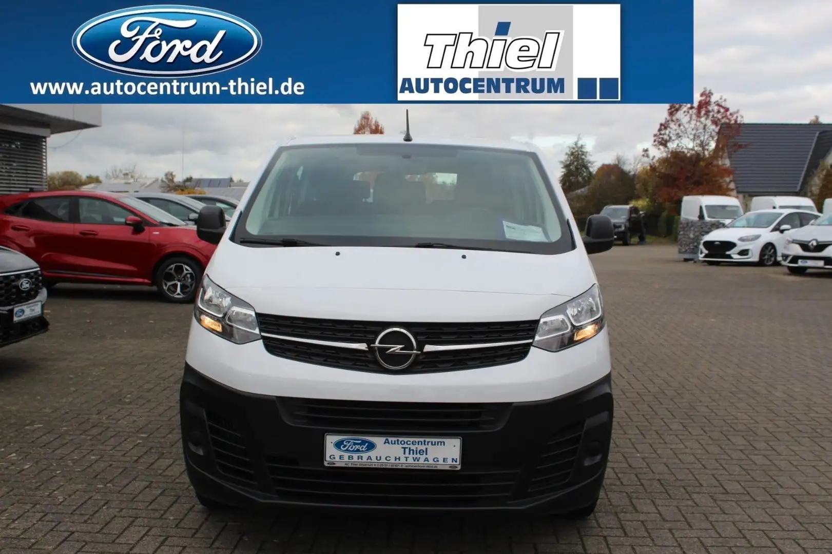 Opel Vivaro 9-Sitzer 120PS Diesel AHK Blanc - 2