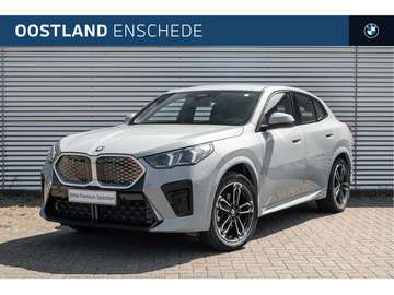 xDrive30 M Sport / Sportstoelen / Achteruitrijcame