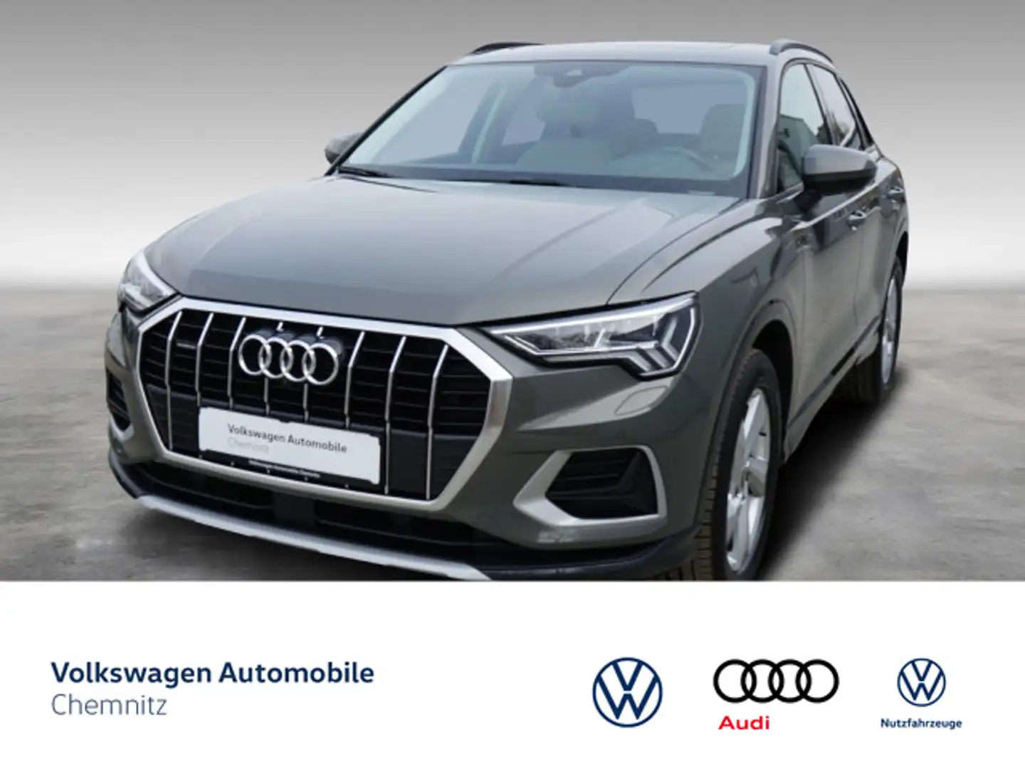 Audi Q3 45 TFSI quattro advanced Panorama Matrix LED Grigio - 1
