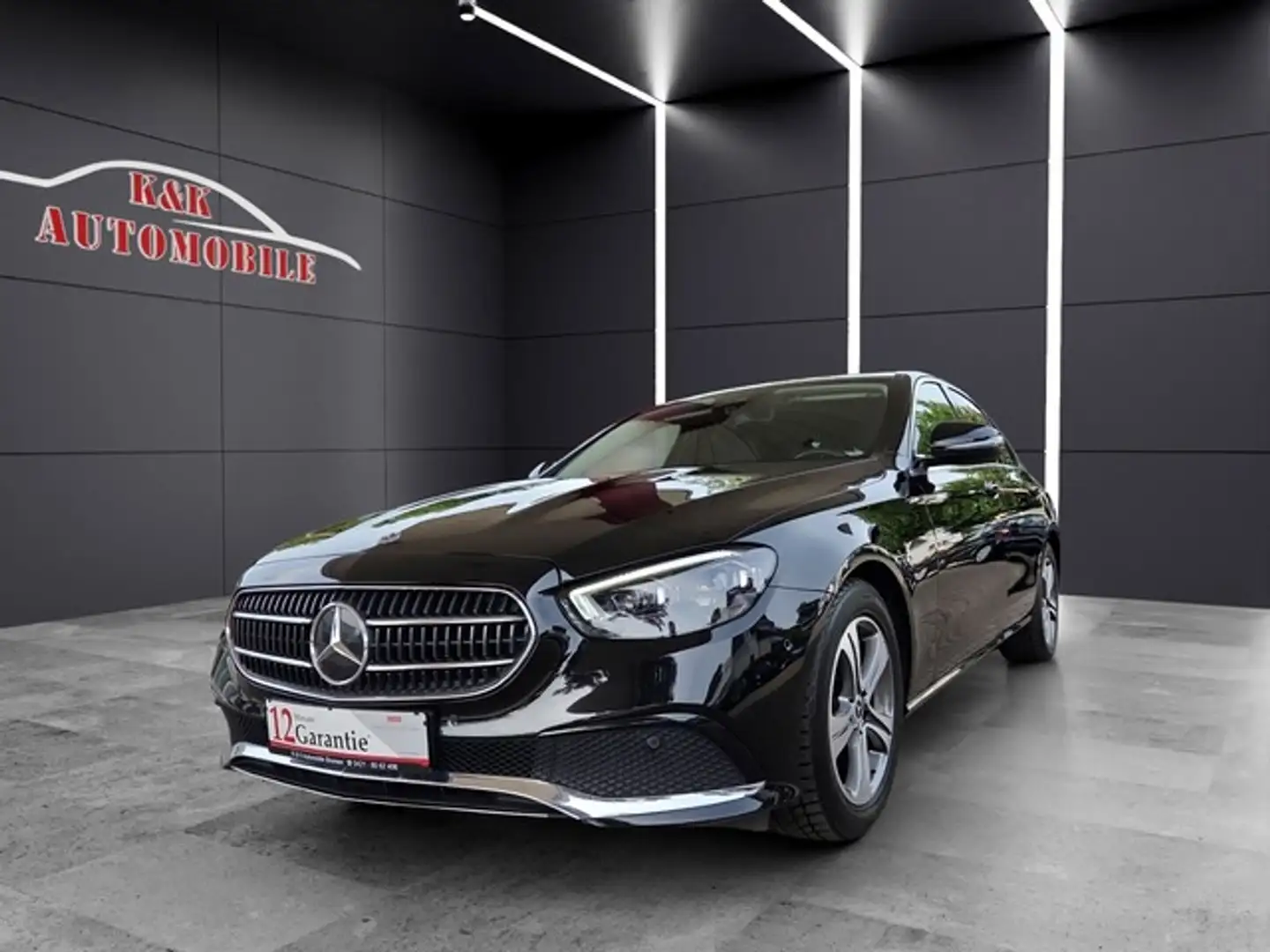 Mercedes-Benz E 220 d AVANTGARDE/9G-TRONIC/NAVI/CAM/LED Zwart - 1