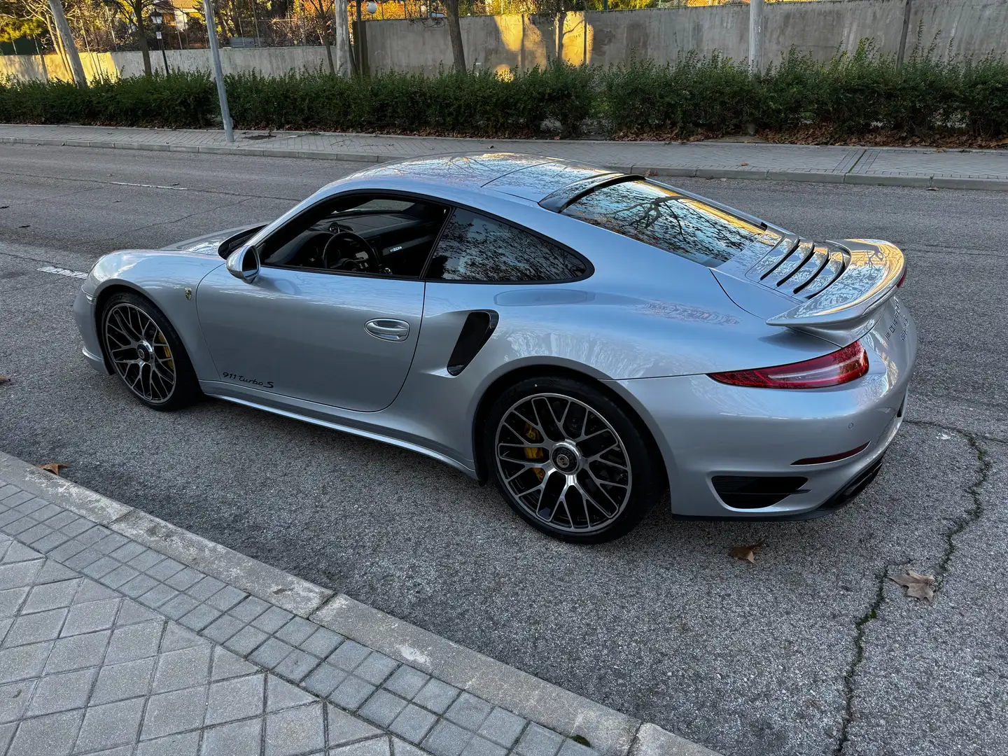 Porsche 991 911 Turbo S Plateado - 2