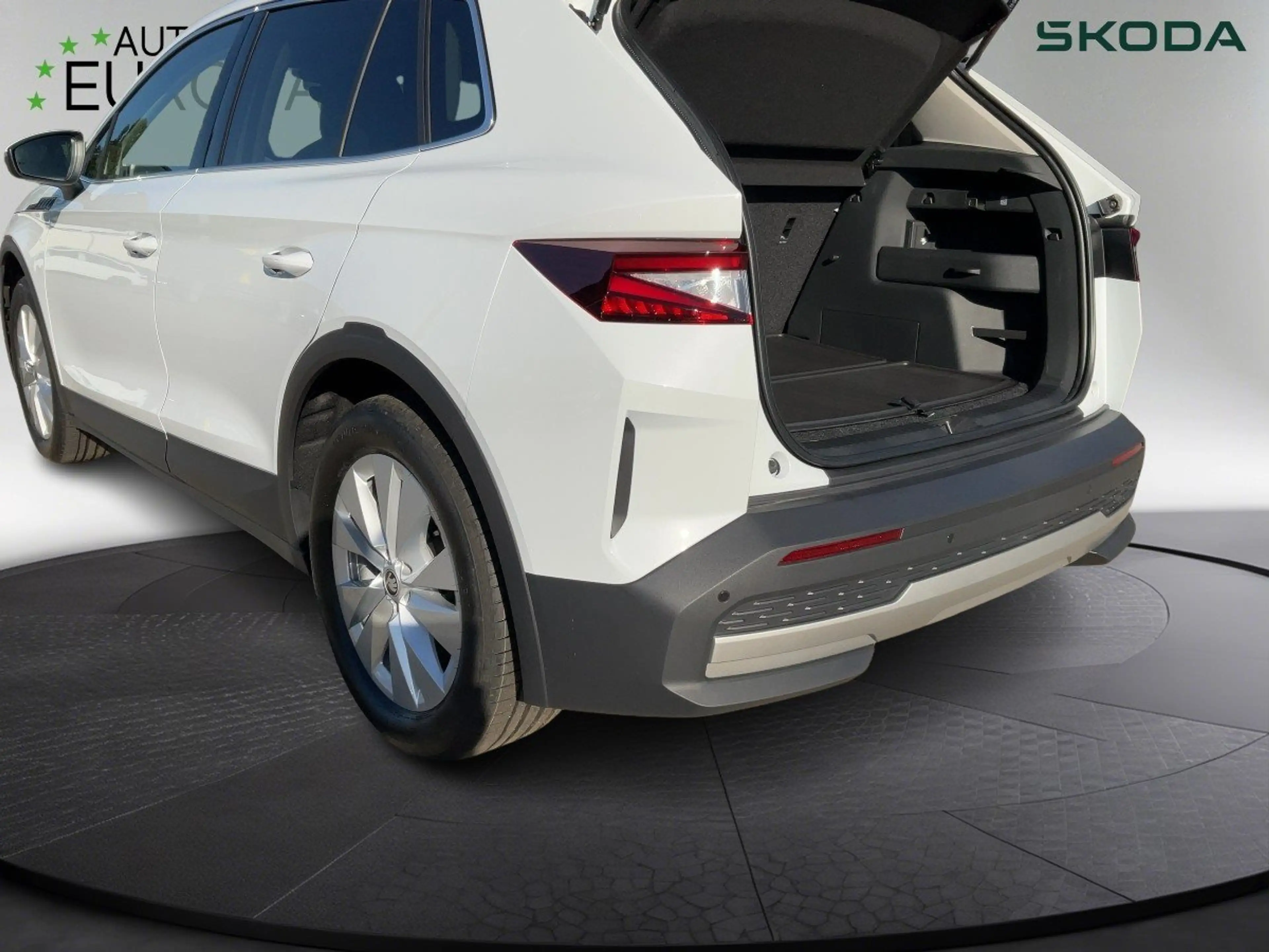 Skoda Elroq Selection 60 140 kW ACC NAV SpurH SpurW 2xKlima — photo 3