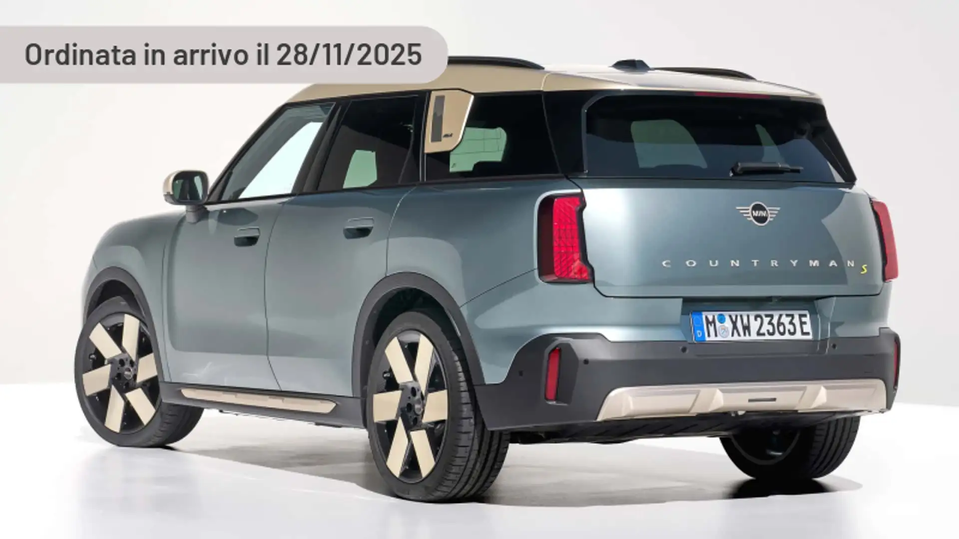 MINI Cooper Countryman Mini C Essential Countryman Zilver - 1