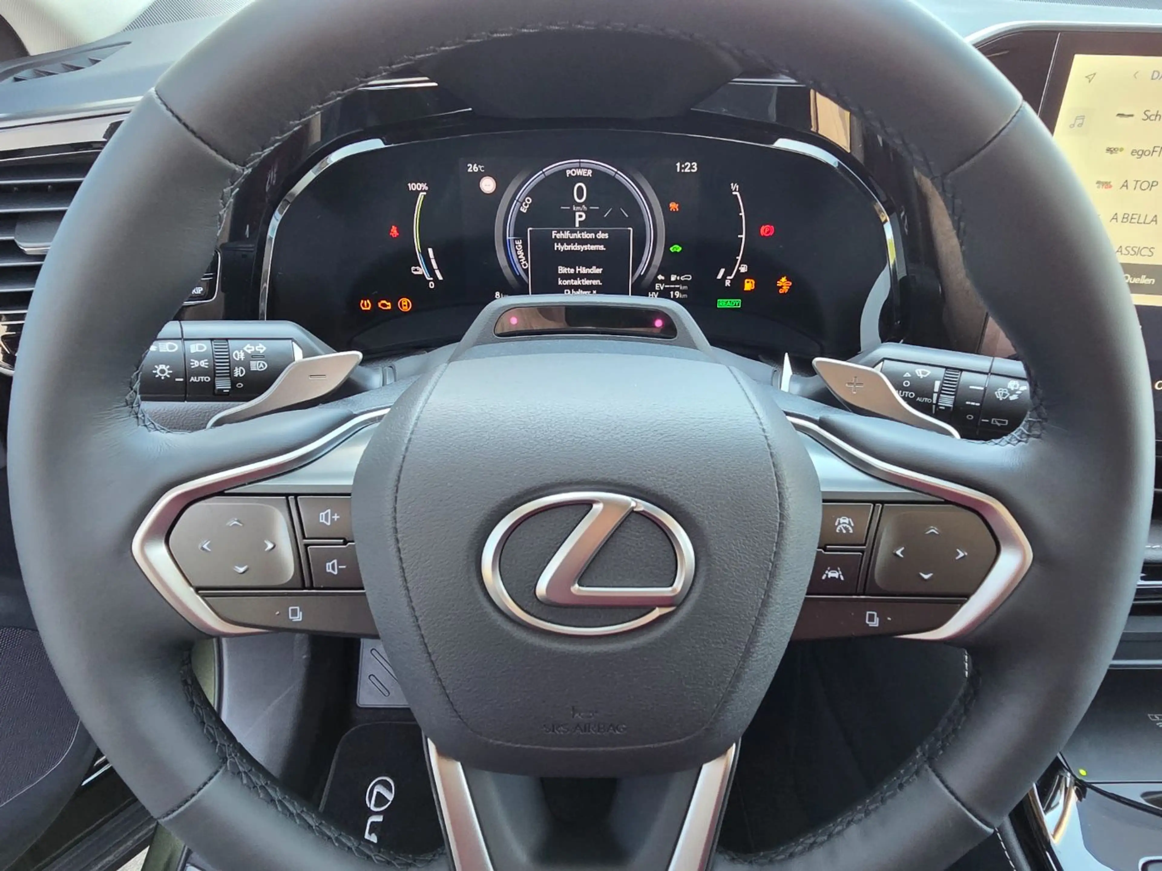 Lexus NX 450h+ Plug-in Business Line LED, SHZ, 360°Kam. — photo 9