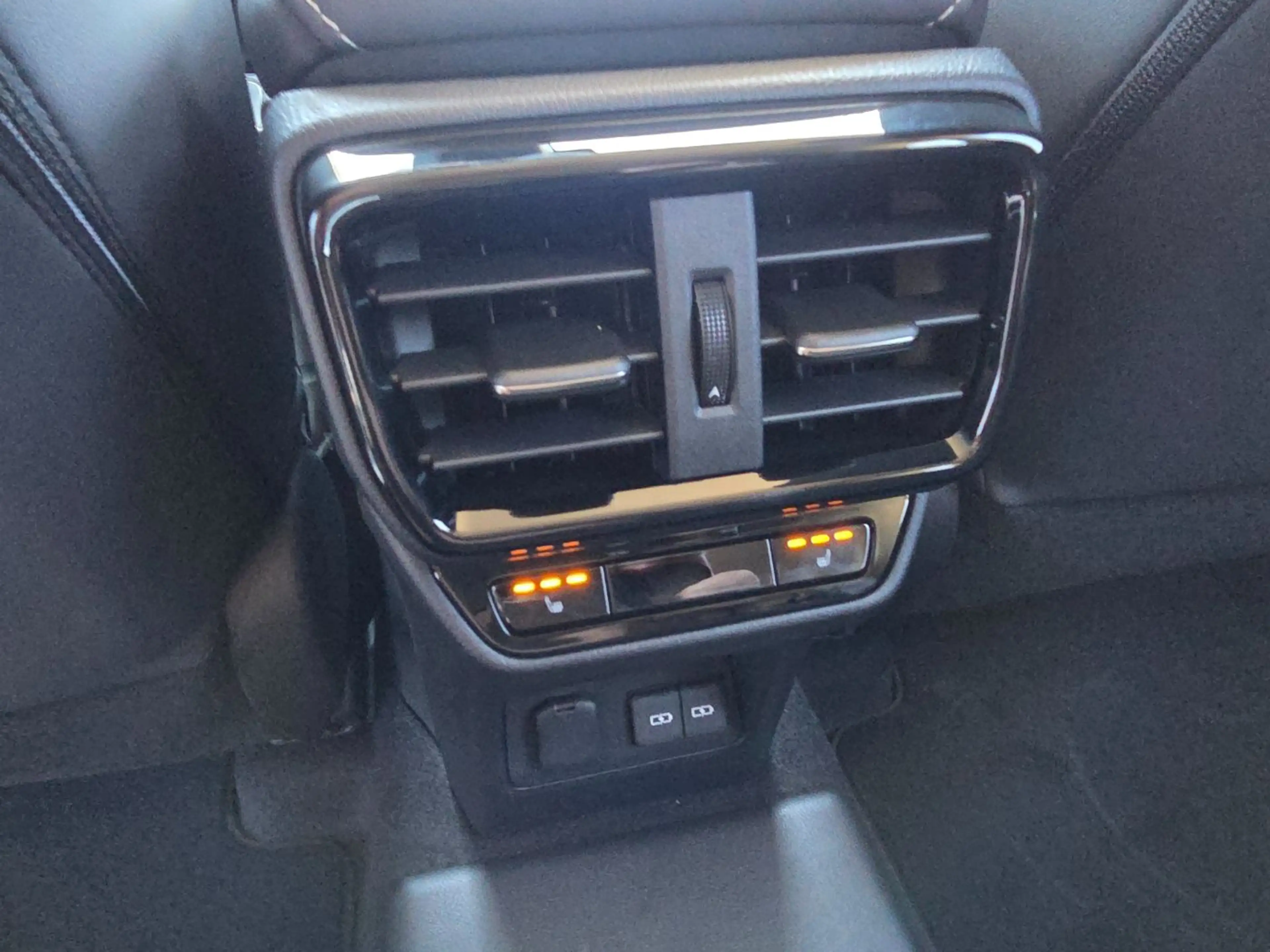Lexus NX 450h+ Plug-in Business Line LED, SHZ, 360°Kam. — photo 7