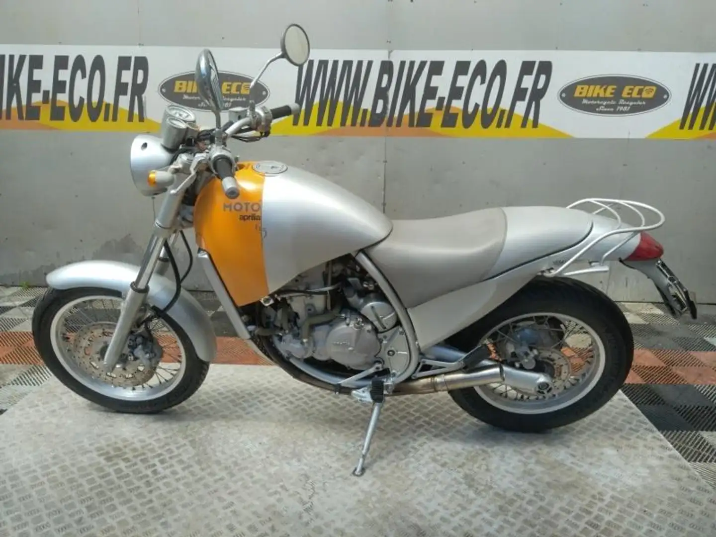 Aprilia Moto 6.5 Naranja - 2