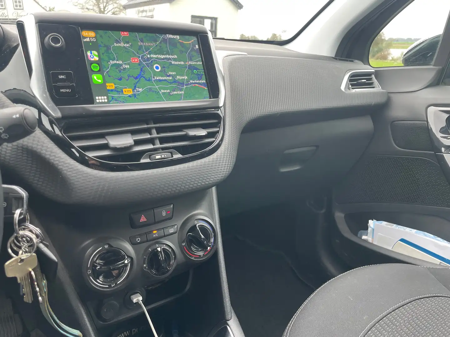 Peugeot 208 208 1.2 PureT. Blue Lion Zwart - 2