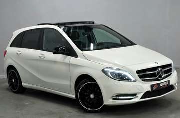 MERCEDES-BENZ B180/NAV/T.O/PANO/BOÎTE AUTOMATIQUE/