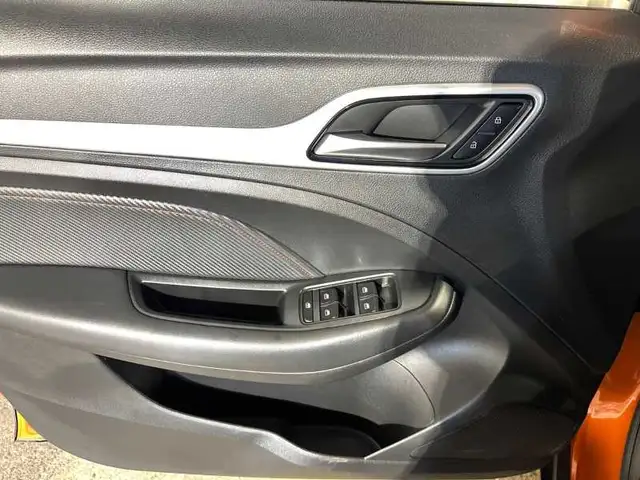 MG ZS view 10