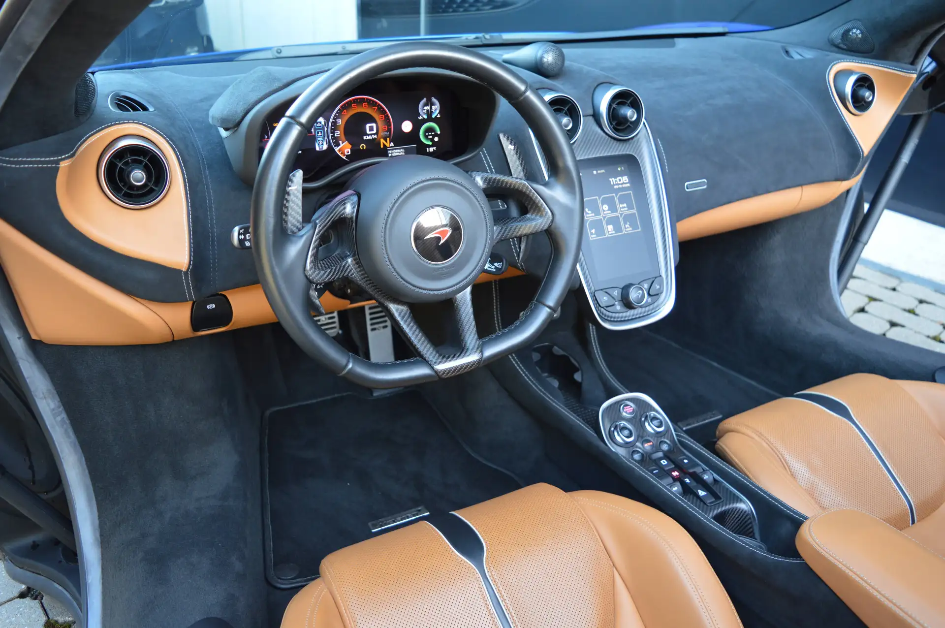 맥라렌 570S 570 Sport Coupe 2018 파랑 사진 8