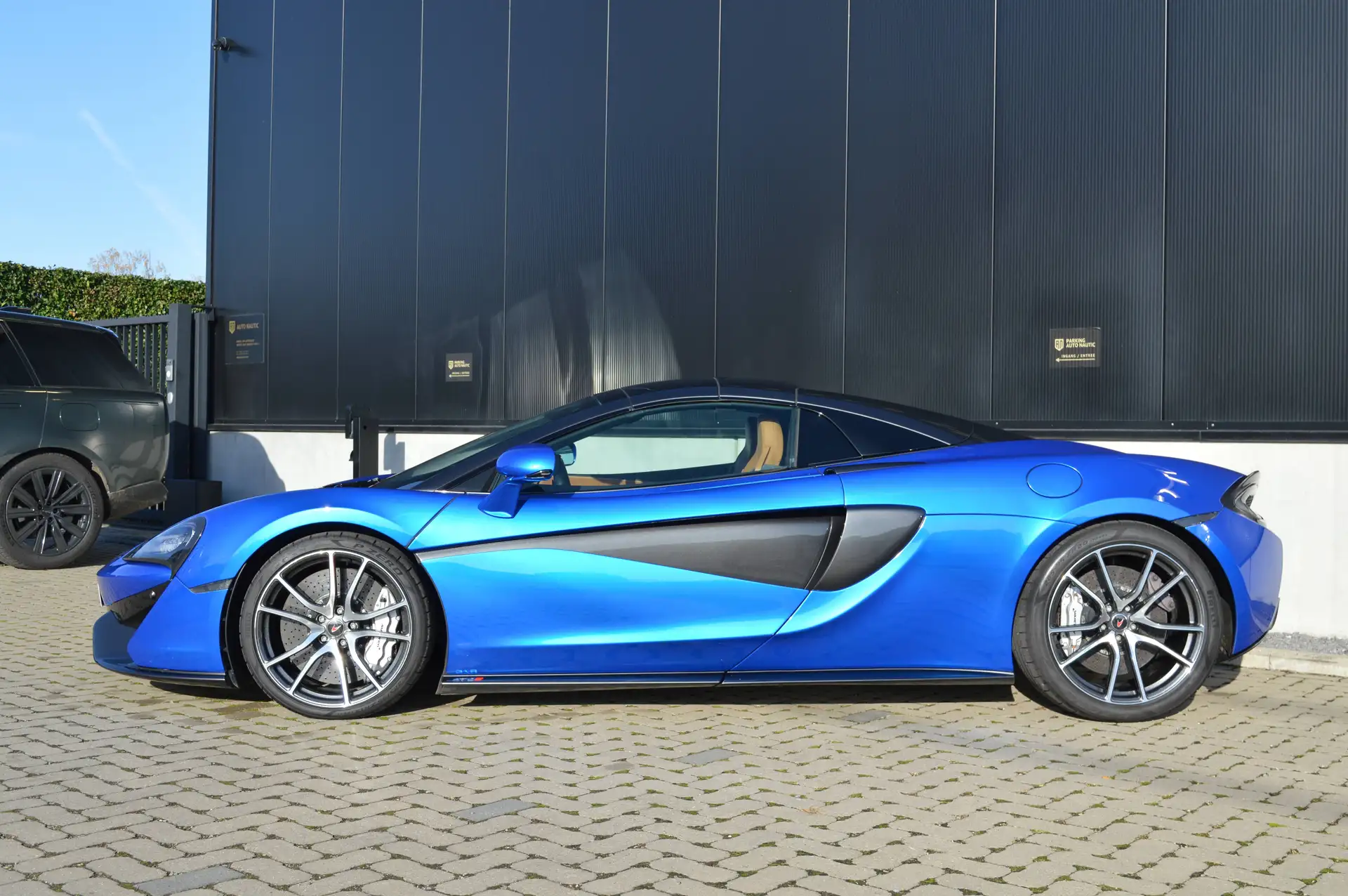 맥라렌 570S 570 Sport Coupe 2018 파랑 사진 6