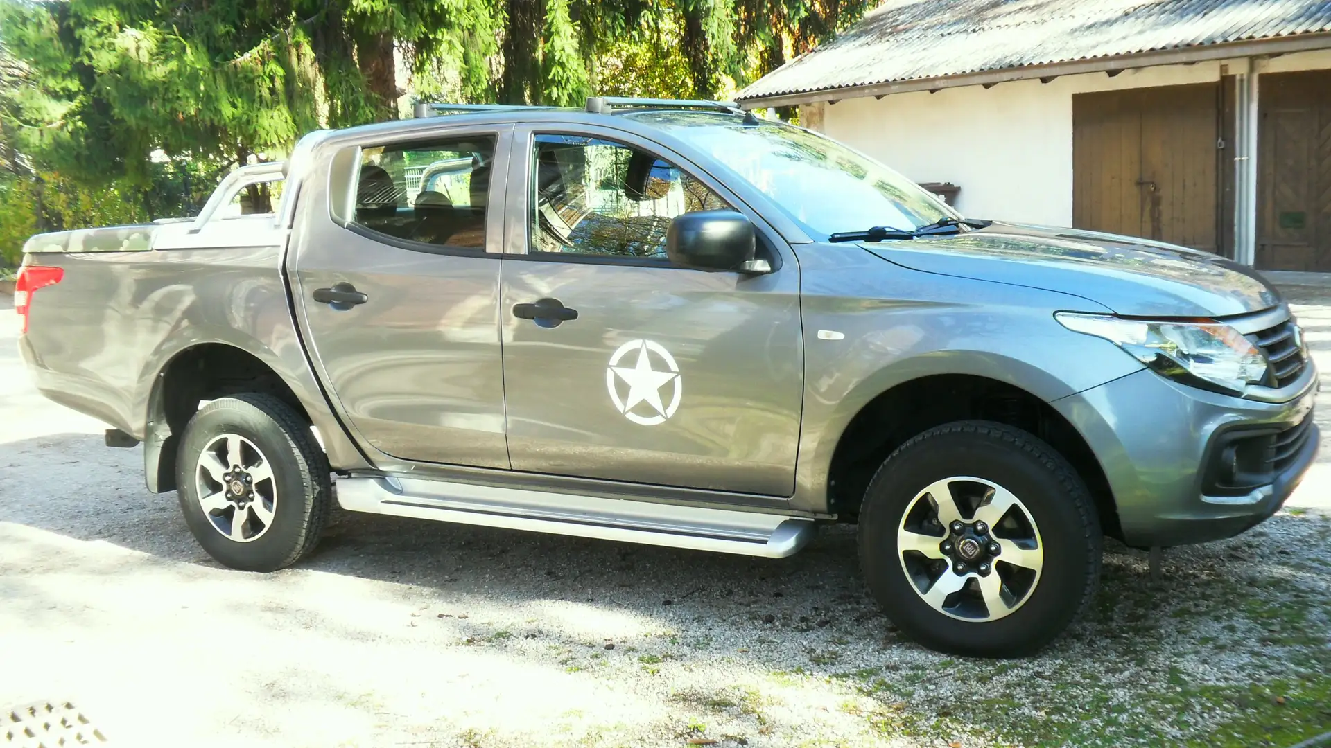 Fiat Fullback doppia cabina 2wd Grigio - 2