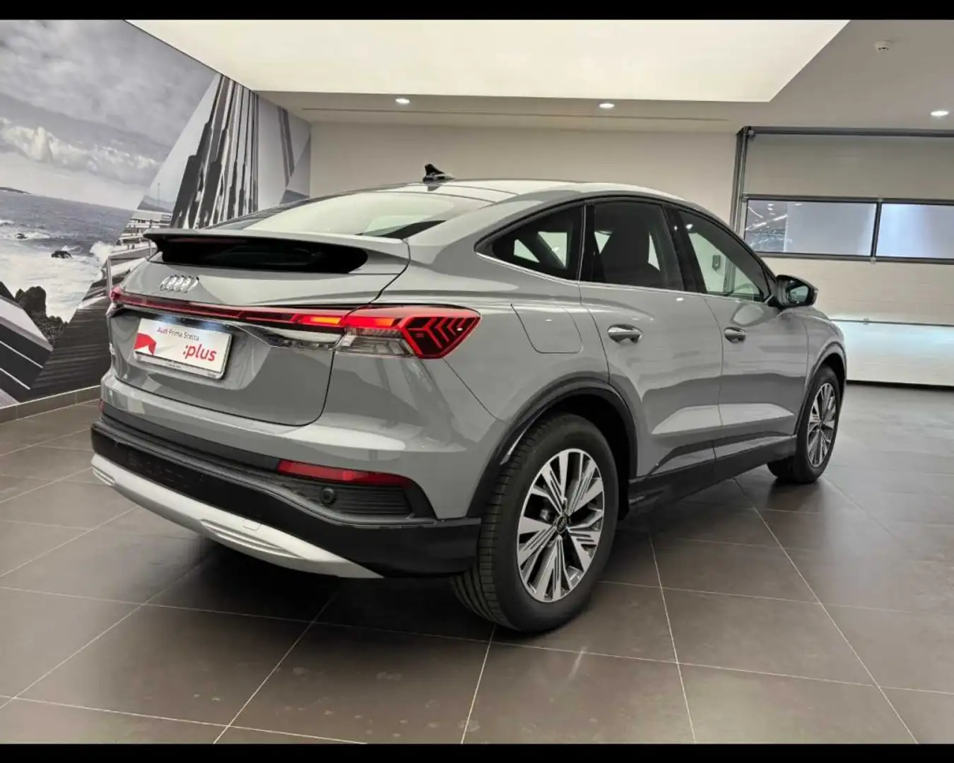 Audi e-tron Q4 SPB Business Advanced 45 e-tron 210 kW Gris - 2