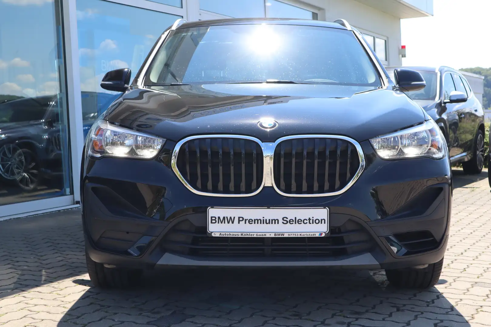 BMW X1 sDrive18i Advantage HiFi DAB Navi Tempomat Schwarz - 2