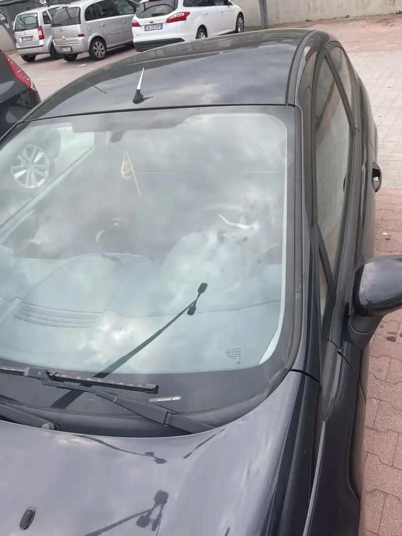 Ford Fiesta 6 serie Nero - 2