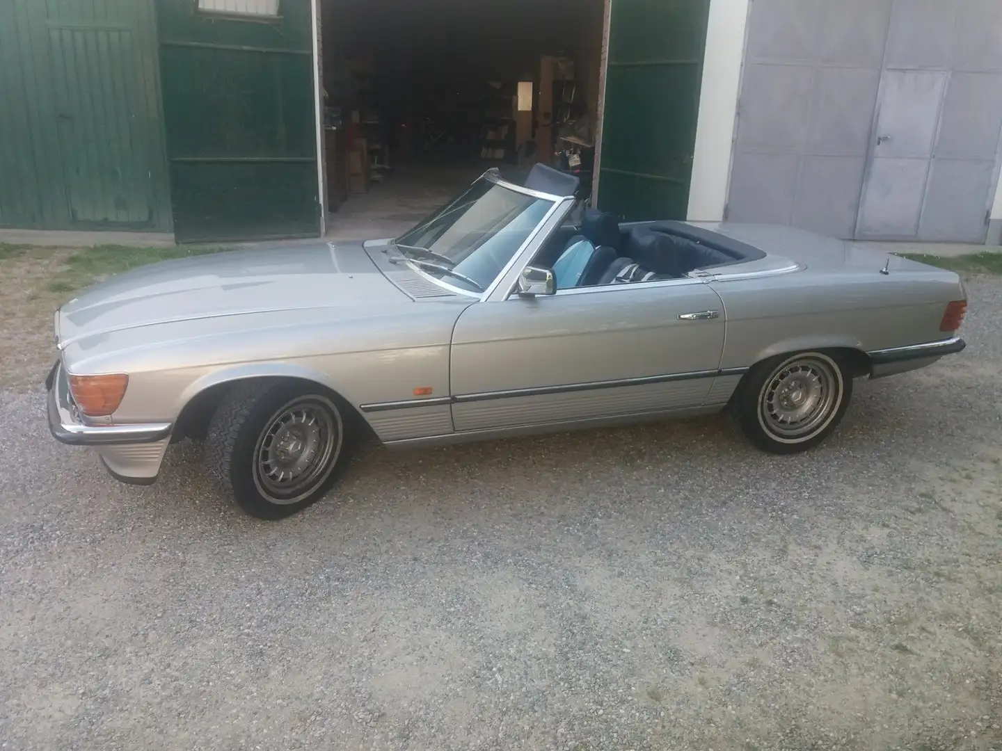 Mercedes-Benz SL 350 Stříbrná - 1
