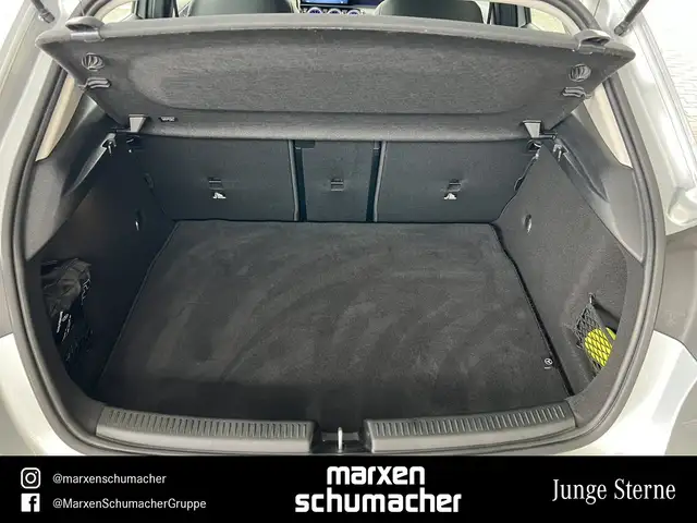Mercedes-Benz A-Class view 13