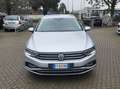 Volkswagen Passat Variant Passat Variant 2.0 tdi Executive 190cv dsg Srebrny - thumbnail 1