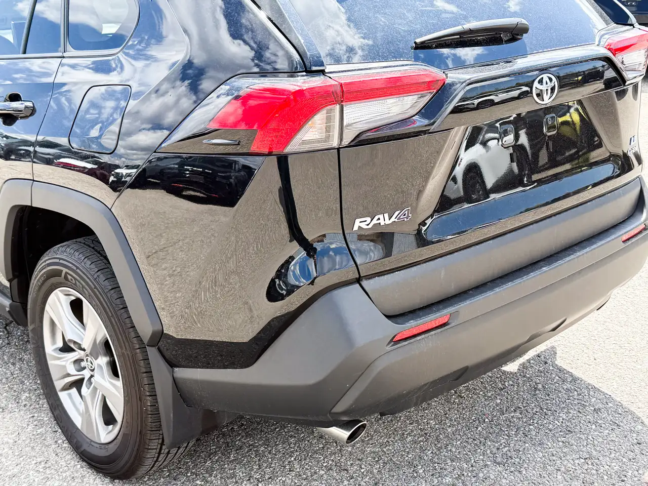 Toyota RAV 4 снимка Toyota RAV 4
