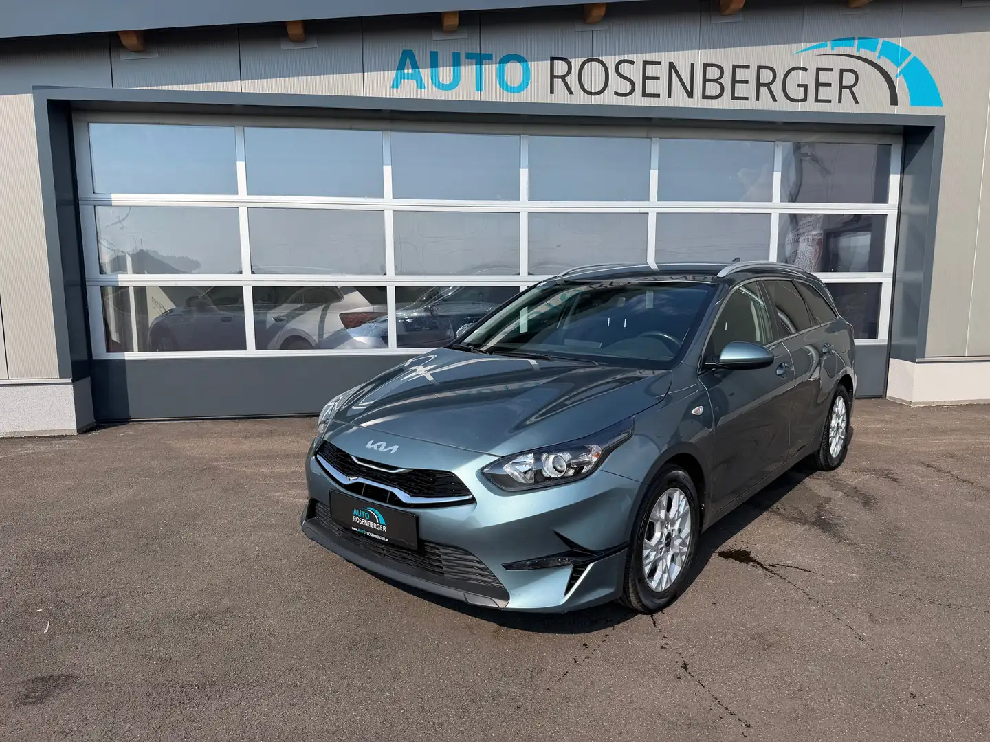 Kia Ceed SW / cee'd SW 1.6 CRDi*(48V Mild-Hybrid)RFK*NAVI*8-fach*PDC*uvm Schwarz - 1
