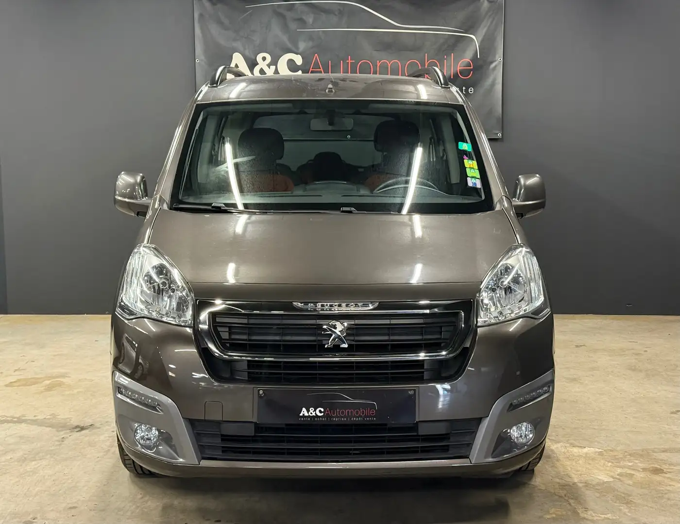 Peugeot Partner Partner Tepee 1.6 HDi Marrón - 2